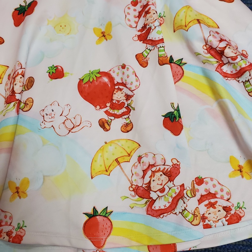 Strawberry Shortcake X Hot Topic Womens Suspender Skirt Size L Pink Kidcore - Picture 2 of 11